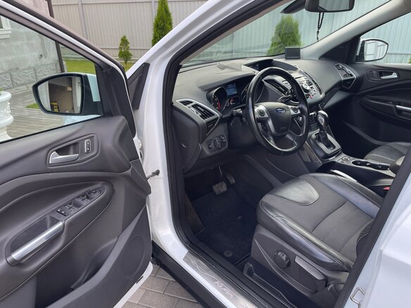 2015 Ford Kuga II, белый, 1165000 рублей - вид 17