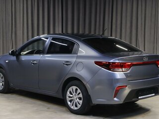 2019 Kia Rio IV, серый, 1149000 рублей, вид 4