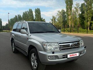 2007 Toyota Land Cruiser 100 Series Рестайлинг 2, серебристый, 2100000 рублей, вид 3