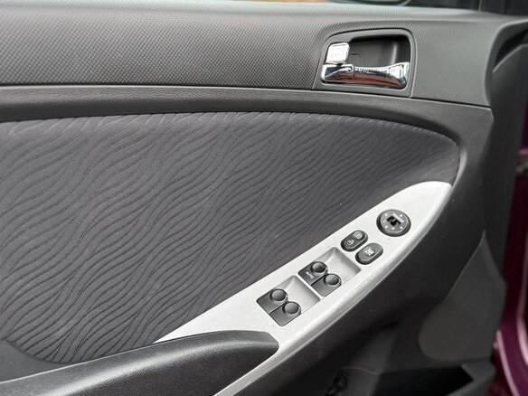 2012 Hyundai Solaris I, фиолетовый - вид 17