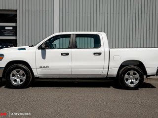 2023 Ram 1500 Crew Cab eTorque V, белый, 6990000 рублей, вид 4