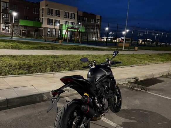 2021 Ducati Monster 937, чёрный, 1000000 рублей - вид 9