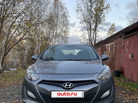 2014 Hyundai i30 II, серый, 950000 рублей, вид 2