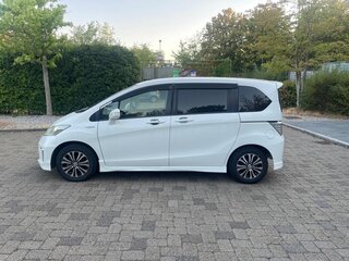 2016 Honda Freed I Рестайлинг 2, белый, 820000 рублей, вид 4