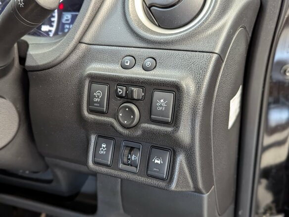 2017 Nissan Note II Рестайлинг, чёрный, 940000 рублей - вид 19