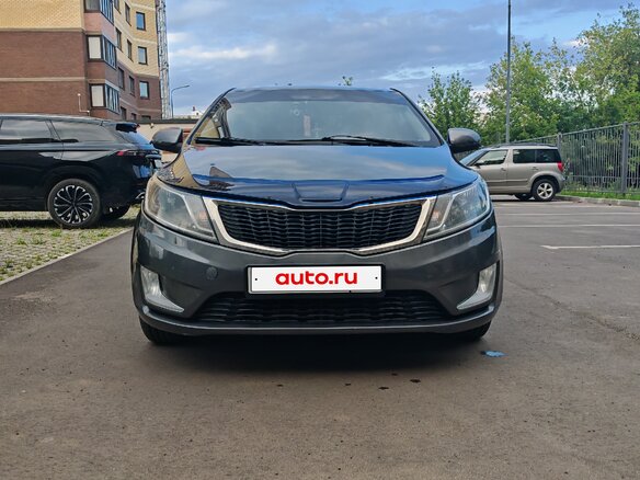 2012 Kia Rio 4-speed III, серый, 800000 рублей