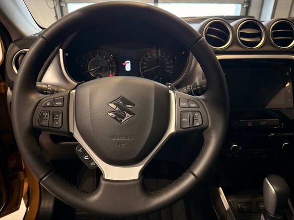 2025 Suzuki Vitara MHEV II Рестайлинг 2, золотистый, 3499000 рублей - вид 15