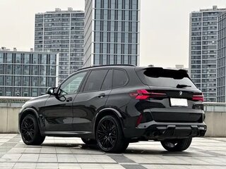 2023 BMW X5 M Competition III (F95) Рестайлинг, чёрный, 15000077 рублей, вид 4