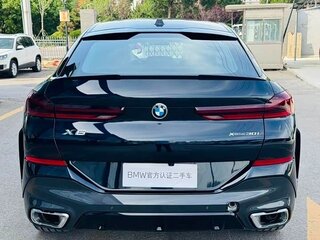 2026 BMW X6 30i III (G06) Рестайлинг, чёрный, 9410000 рублей, вид 4