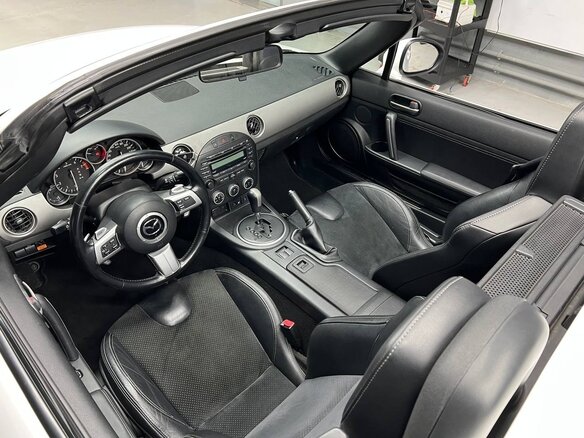 2011 Mazda MX-5 Hard Top III (NC) Рестайлинг, белый, 2200000 рублей - вид 7