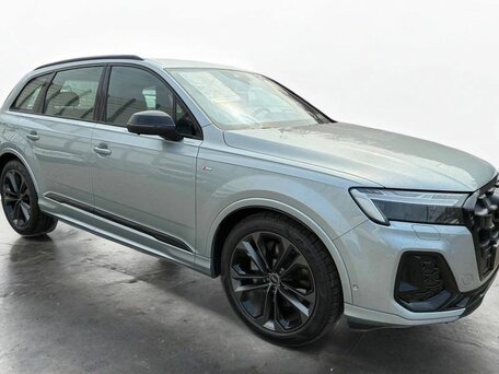 2025 Audi Q7 50 TDI II (4M) Рестайлинг 2, серебристый, 14158000 рублей, вид 1