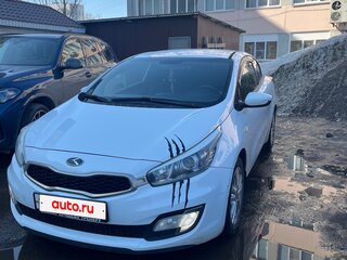 2013 Kia Ceed II, белый, 1350000 рублей, вид 1