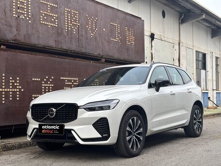 2025 Volvo XC60 II Рестайлинг, белый, 5140000 рублей, вид 5