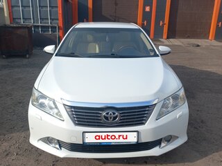2012 Toyota Camry VII (XV50), белый, 1500000 рублей, вид 1