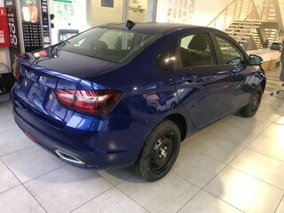 2026 Lada (ВАЗ) Vesta I Рестайлинг (NG), синий, 1687950 рублей, вид 2