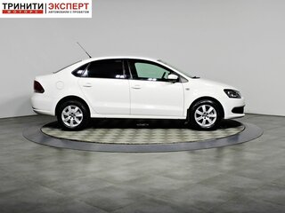 2012 Volkswagen Polo V, белый, 737000 рублей, вид 4