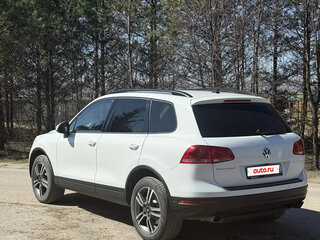 2017 Volkswagen Touareg II Рестайлинг, белый, 2900000 рублей, вид 5