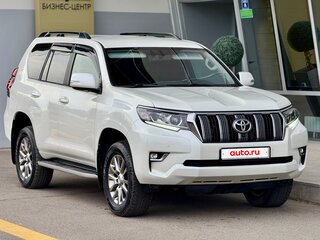 2019 Toyota Land Cruiser Prado 150 Series Рестайлинг 2, белый, 5550000 рублей, вид 1