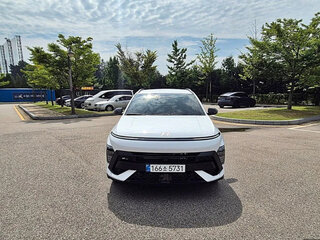 2026 Hyundai Kona II (SX2), белый, 3080000 рублей, вид 2