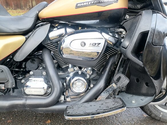 2017 Harley-Davidson Electra Glide, золотистый, 1299000 рублей - вид 6