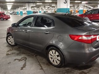 2011 Kia Rio 4-speed III, серый, 550000 рублей, вид 4