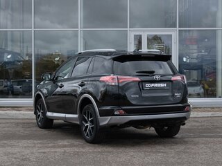 2017 Toyota RAV4 IV (XA40) Рестайлинг, чёрный, 2650000 рублей, вид 2