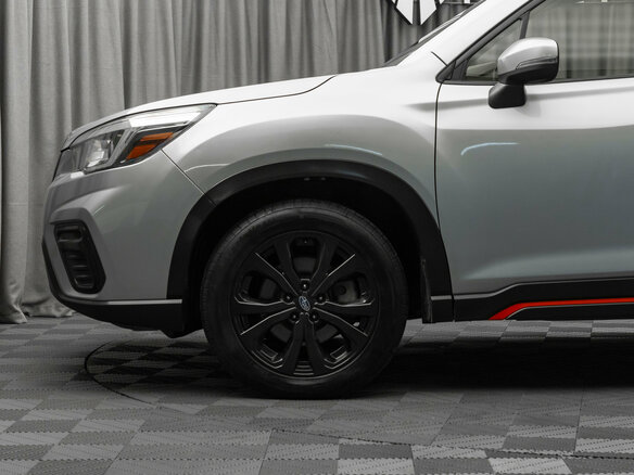 2020 Subaru Forester V, серый, 2950000 рублей - вид 6