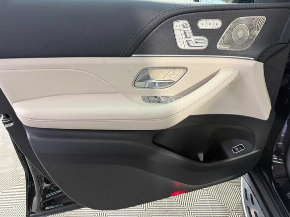 2026 Mercedes-Benz GLE 300 d II (V167) Рестайлинг, чёрный, 13915000 рублей - вид 13