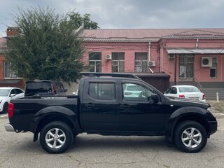 2006 Nissan Navara (Frontier) III (D40), чёрный, 1050000 рублей, вид 4