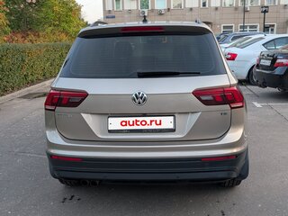 2017 Volkswagen Tiguan II, бежевый, 2060000 рублей, вид 5