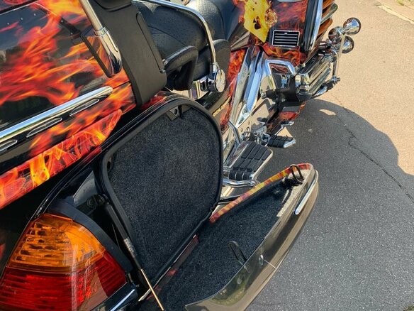 2004 Honda GL 1800 Gold Wing, красный - вид 16