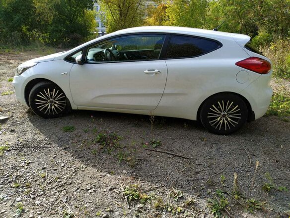 2014 Kia Ceed II, белый - вид 4
