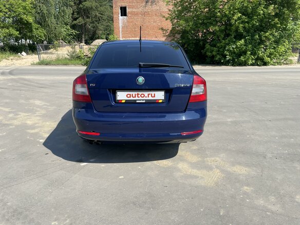 2012 Skoda Octavia II (A5) Рестайлинг, синий, 800000 рублей - вид 6