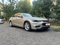 2016 Chevrolet Malibu IX, жёлтый, 1440000 рублей - вид 2