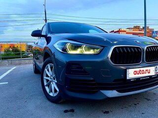 2020 BMW X2 sDrive18i I (F39), серый, 3500000 рублей, вид 3
