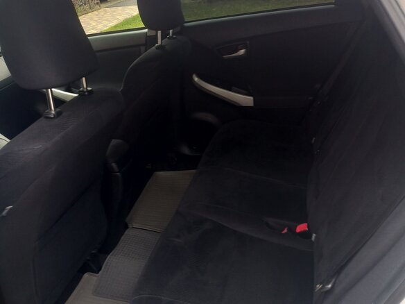2013 Toyota Prius III Рестайлинг (XW30), белый, 1470000 рублей - вид 11