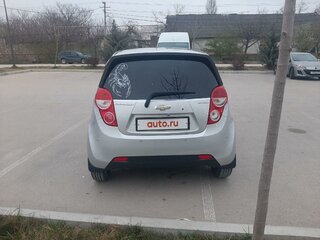 2013 Chevrolet Spark III, серебристый, 850000 рублей, вид 4