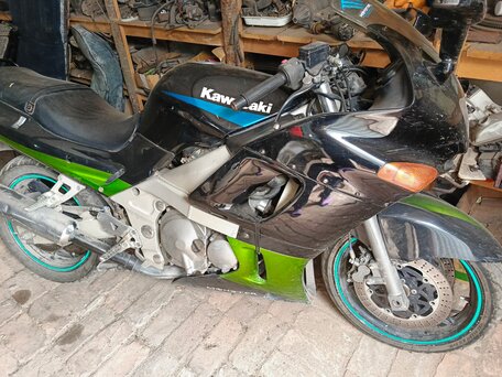 2001 Kawasaki ZZR 400, фиолетовый, 250000 рублей, вид 1