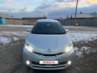 2009 Toyota Wish II, серебристый, 1250000 рублей, вид 2