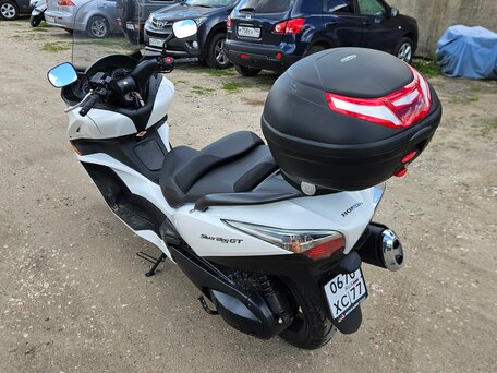 2016 Honda Silver Wing 400, белый, 500000 рублей, вид 2
