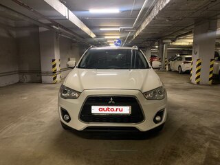 2013 Mitsubishi ASX I Рестайлинг, белый, 825000 рублей, вид 4