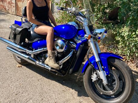 2005 Suzuki Boulevard 400, синий, 400000 рублей, вид 1