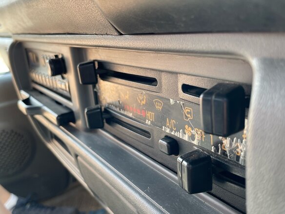 2003 Isuzu Elf (N-series), белый, 1900000 рублей - вид 8