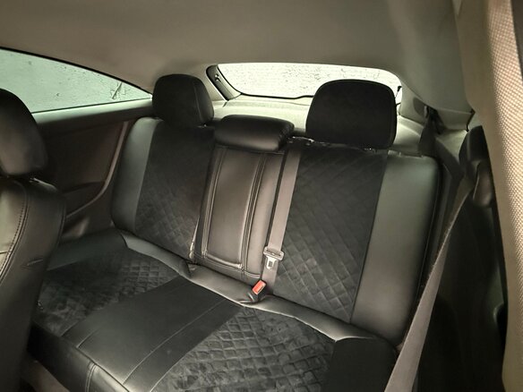 2008 Opel Astra GTC H Рестайлинг, чёрный, 400000 рублей - вид 11