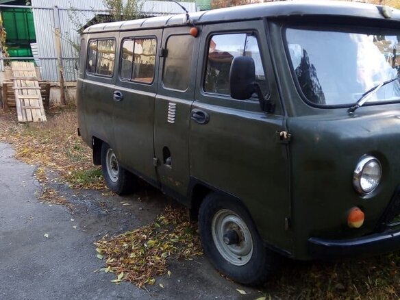 1997 УАЗ 3962, зелёный, 230000 рублей - вид 1