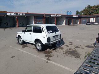 2011 Lada (ВАЗ) 2121 (4x4) I Рестайлинг, белый, 500000 рублей, вид 4