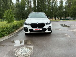 2019 BMW X5 30d IV (G05/G18), белый, 8500000 рублей, вид 2