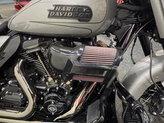 2023 Harley-Davidson CVO Street Glide, серебристый, 4200000 рублей, вид 5
