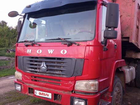 2007 Sinotruk Howo A5, красный, 830000 рублей, вид 1