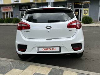 2018 Kia Ceed II Рестайлинг, белый, 1600000 рублей, вид 4